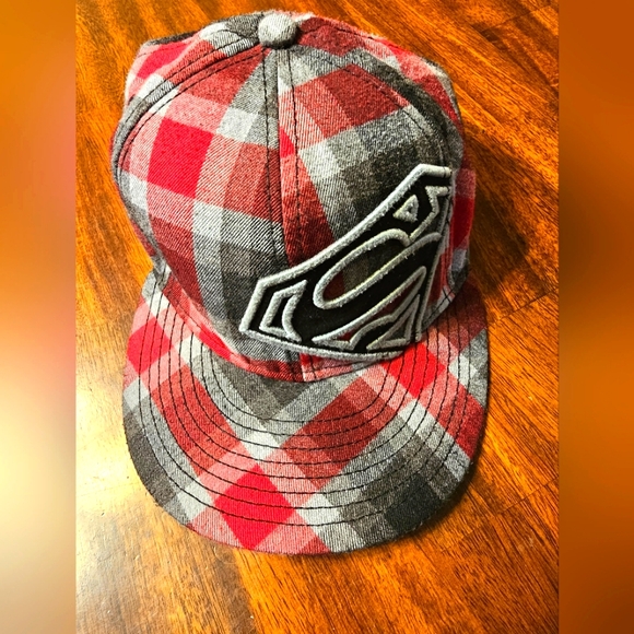 Superman Hat L/XL - Picture 1 of 6